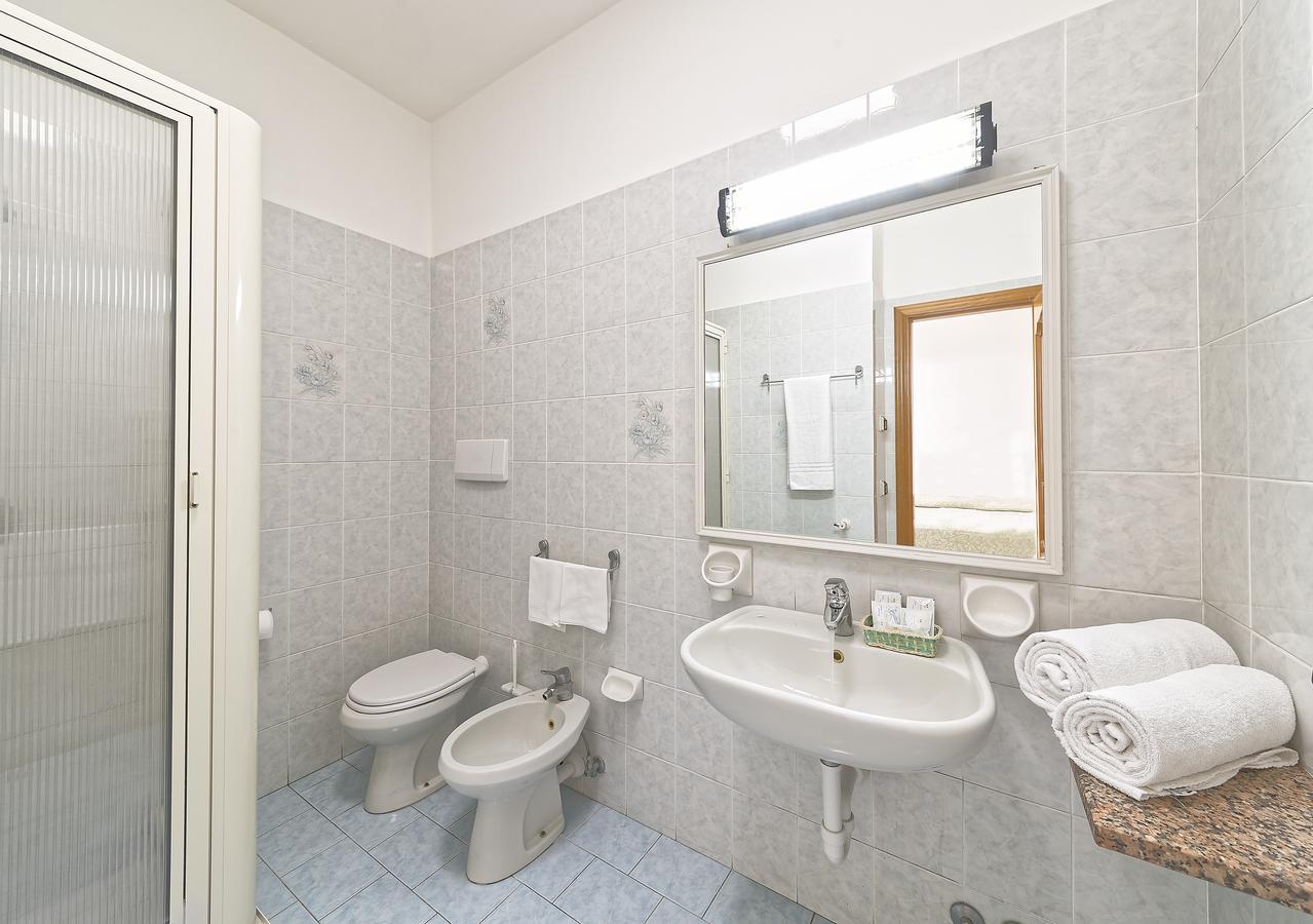 Lacco Ameno  Hotel Zaro מראה חיצוני תמונה