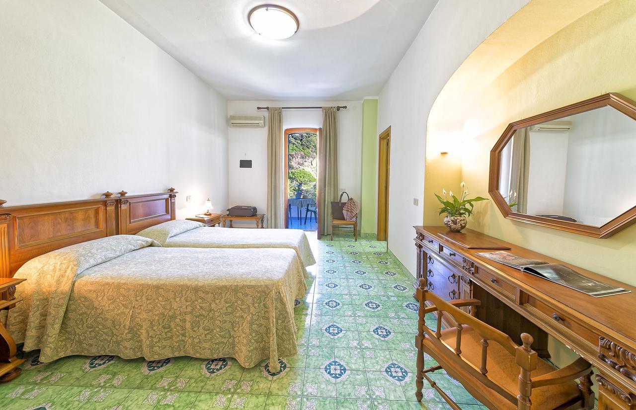 Lacco Ameno  Hotel Zaro מראה חיצוני תמונה